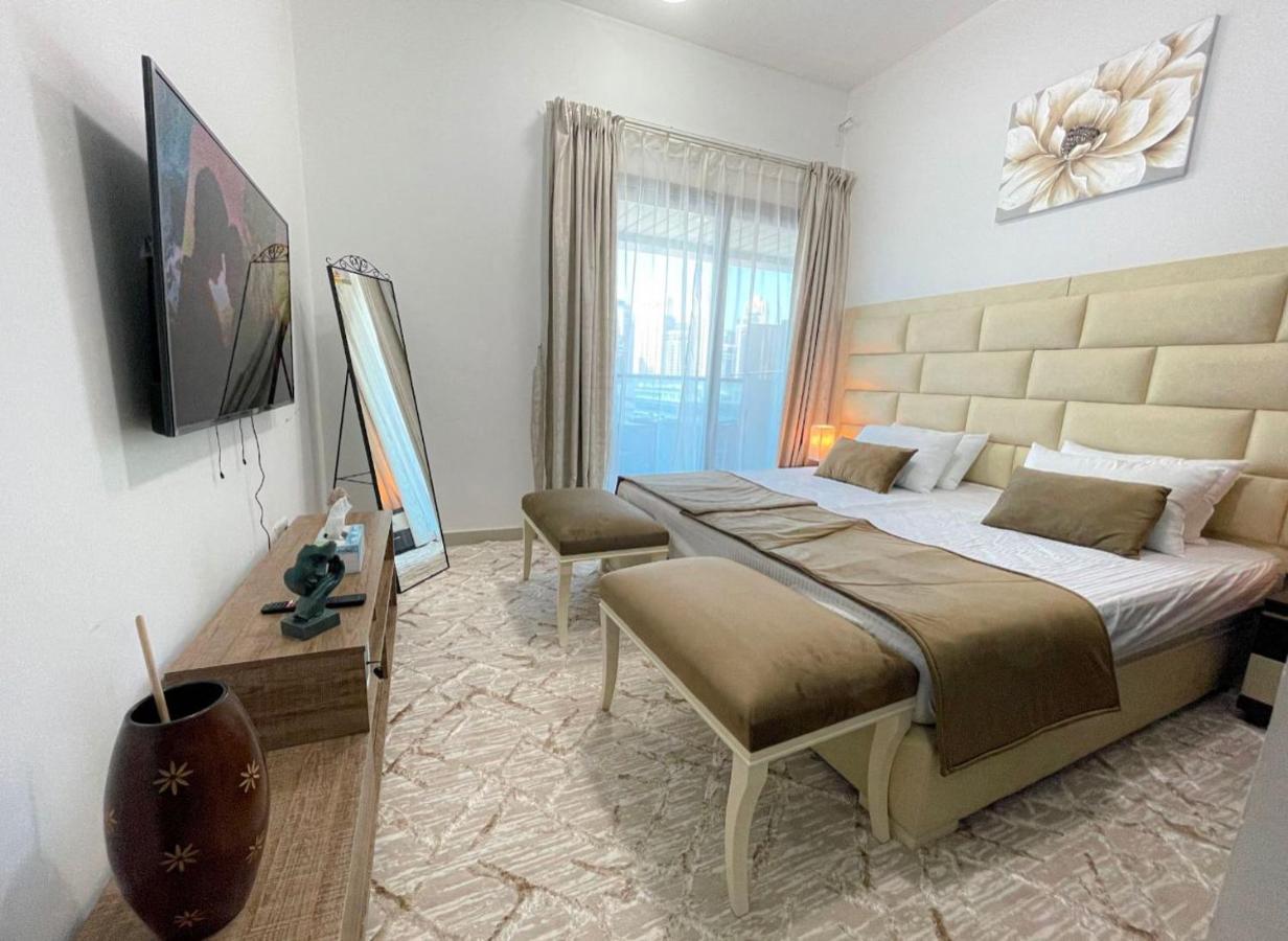 Private Gorgeous Room With Marina View With Shared Kitchen In Shared Apartment Дубай Экстерьер фото