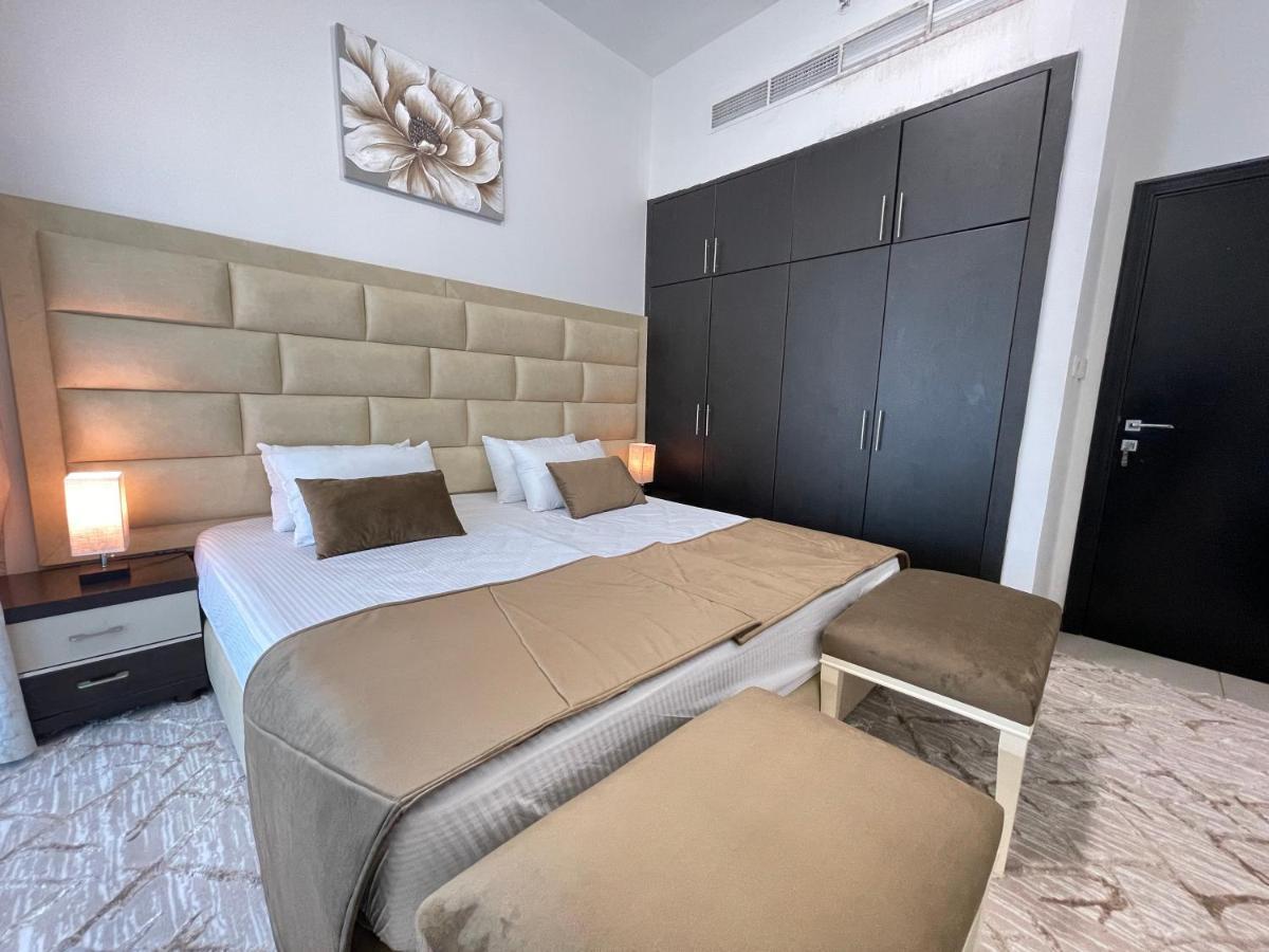 Private Gorgeous Room With Marina View With Shared Kitchen In Shared Apartment Дубай Экстерьер фото