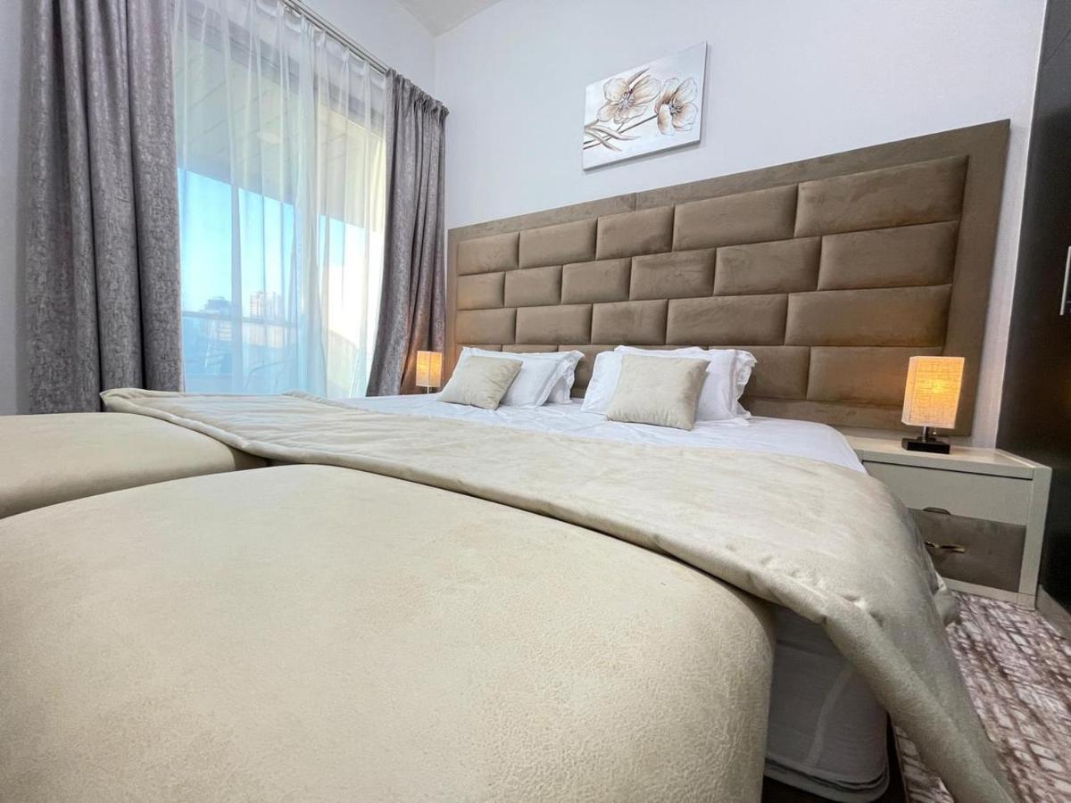 Private Gorgeous Room With Marina View With Shared Kitchen In Shared Apartment Дубай Экстерьер фото